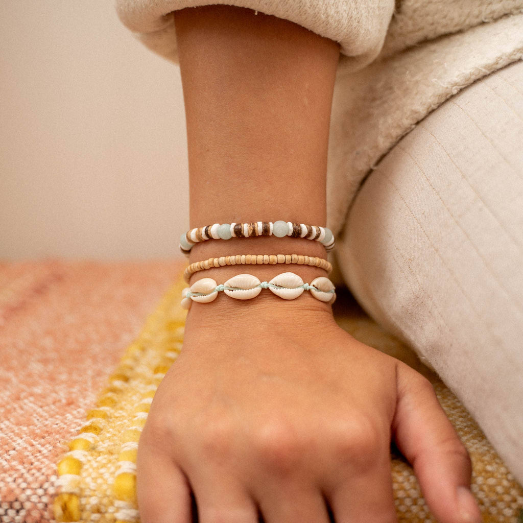 Ensemble de bracelets Perasi Beach, trio de bracelets à perles de bois naturel