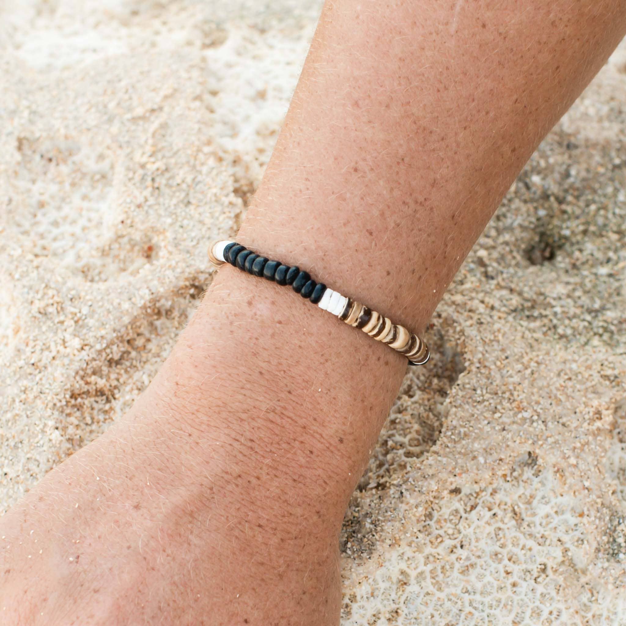 Bracelet à perles Coconut Bay, bracelet empilable réglable: Noir