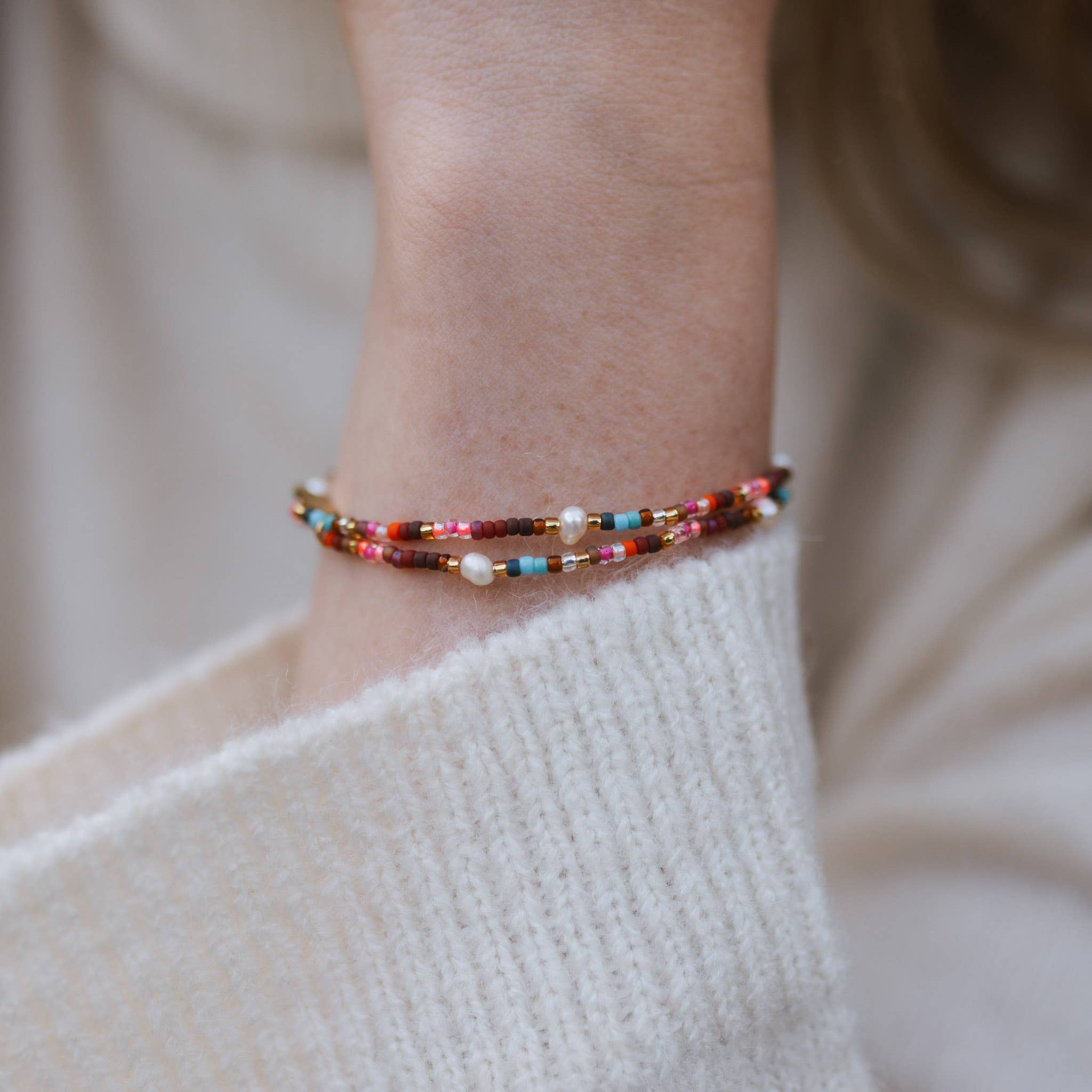 Collection « Été éternel » de bracelets dorés à perles: Or chaud