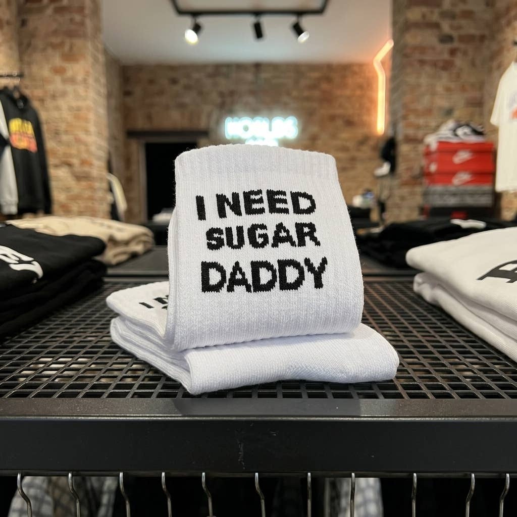 Chaussettes à message « J’ai besoin d’un sugar daddy »: 37-43