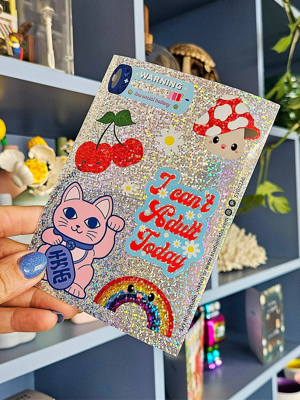 Feuille d'autocollants pailletés Maneki Neko, fleurs et plus