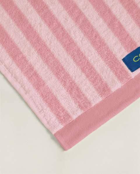 Serviette de bain Cosmic 70 x 140 cm Collection textile: Rose perle