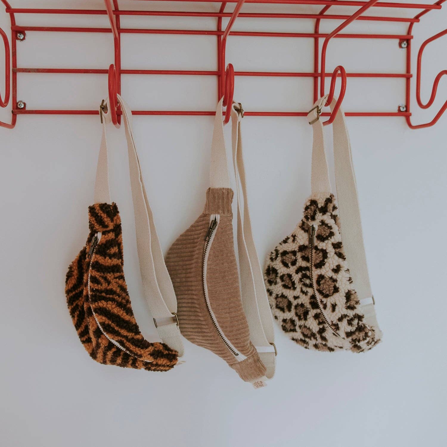 Sac banane velours taupe: Enfants