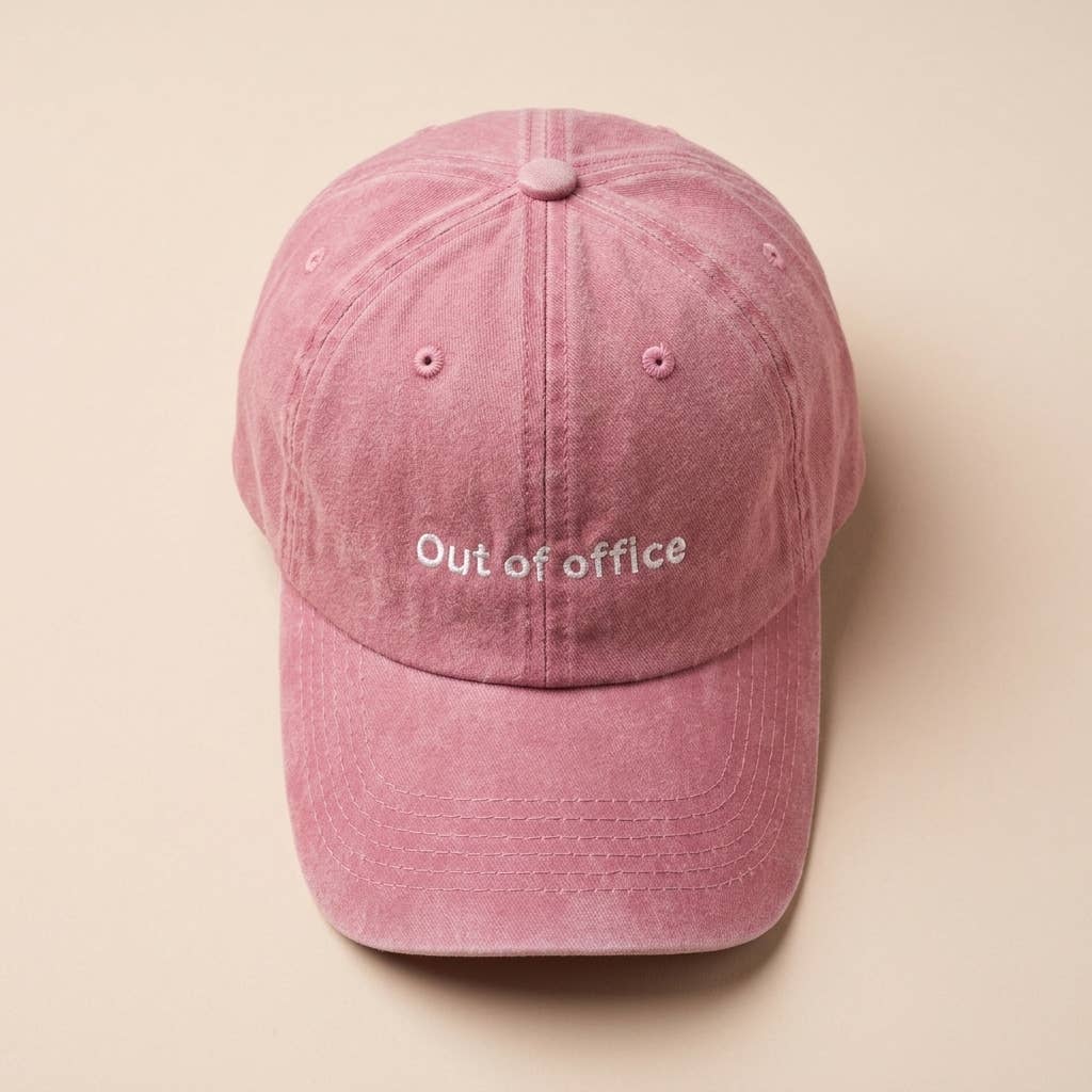 Casquette rose brodée « Hors du bureau »: Black/Gray