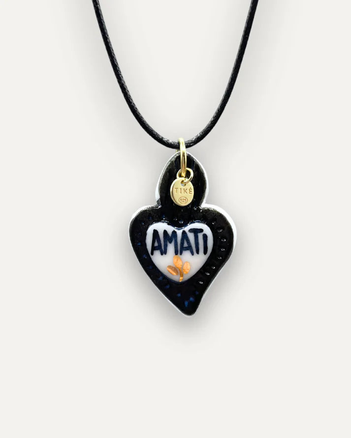 Pendentif en porcelaine Coeur noir