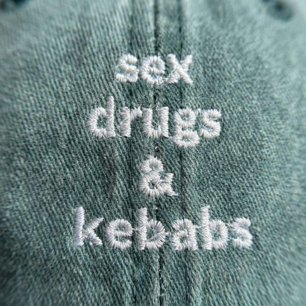 Casquette grise brodée « Sex Dr*gs & Kebabs »: Vert