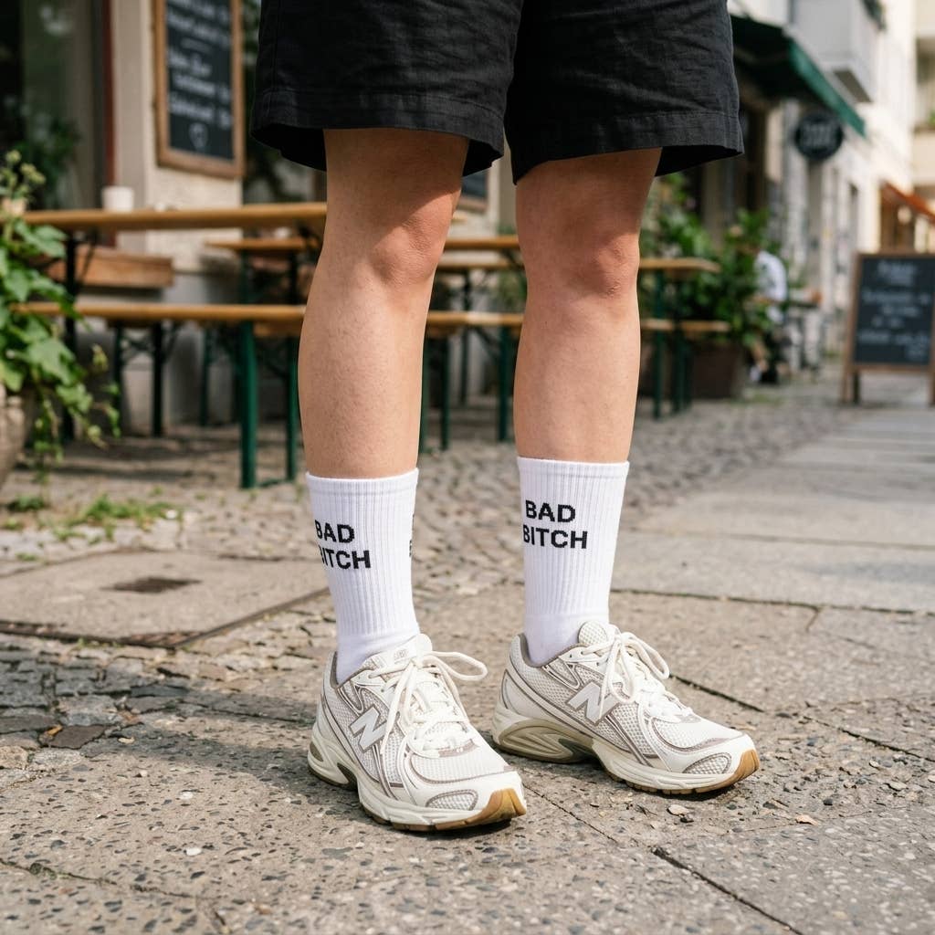 Chaussettes à message « 90s Bitch » — Cadeau pour enterrement de vie de jeune fille: Salope des années 90 / 37-43