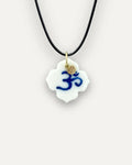 Pendentif en porcelaine Fleur de Lotus bleue