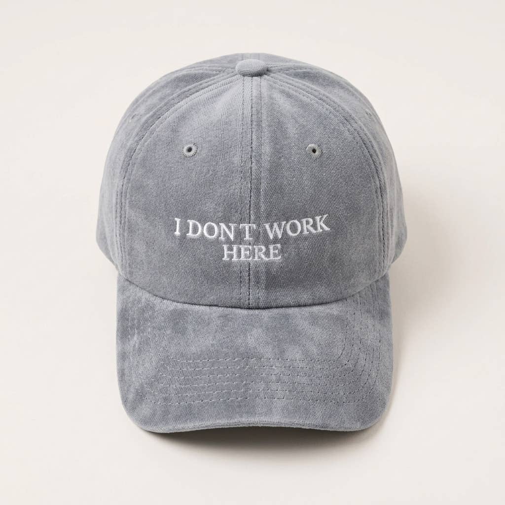 Casquette brodée bordeaux « Je ne travaille pas ici, désolé »: Burgundy