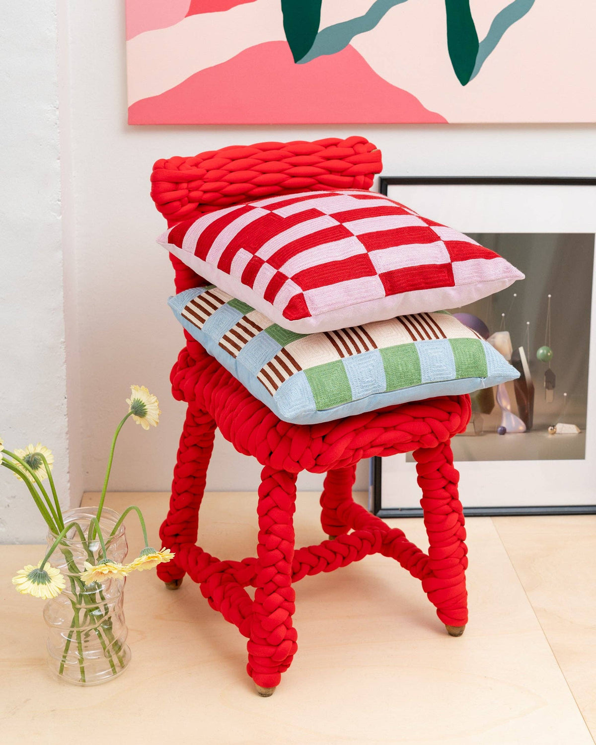Coussin de terrain de jeu avec motif rayé ludique