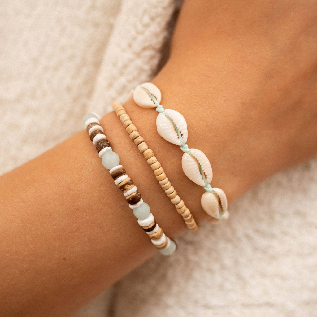 Ensemble de bracelets Perasi Beach, trio de bracelets à perles de bois naturel