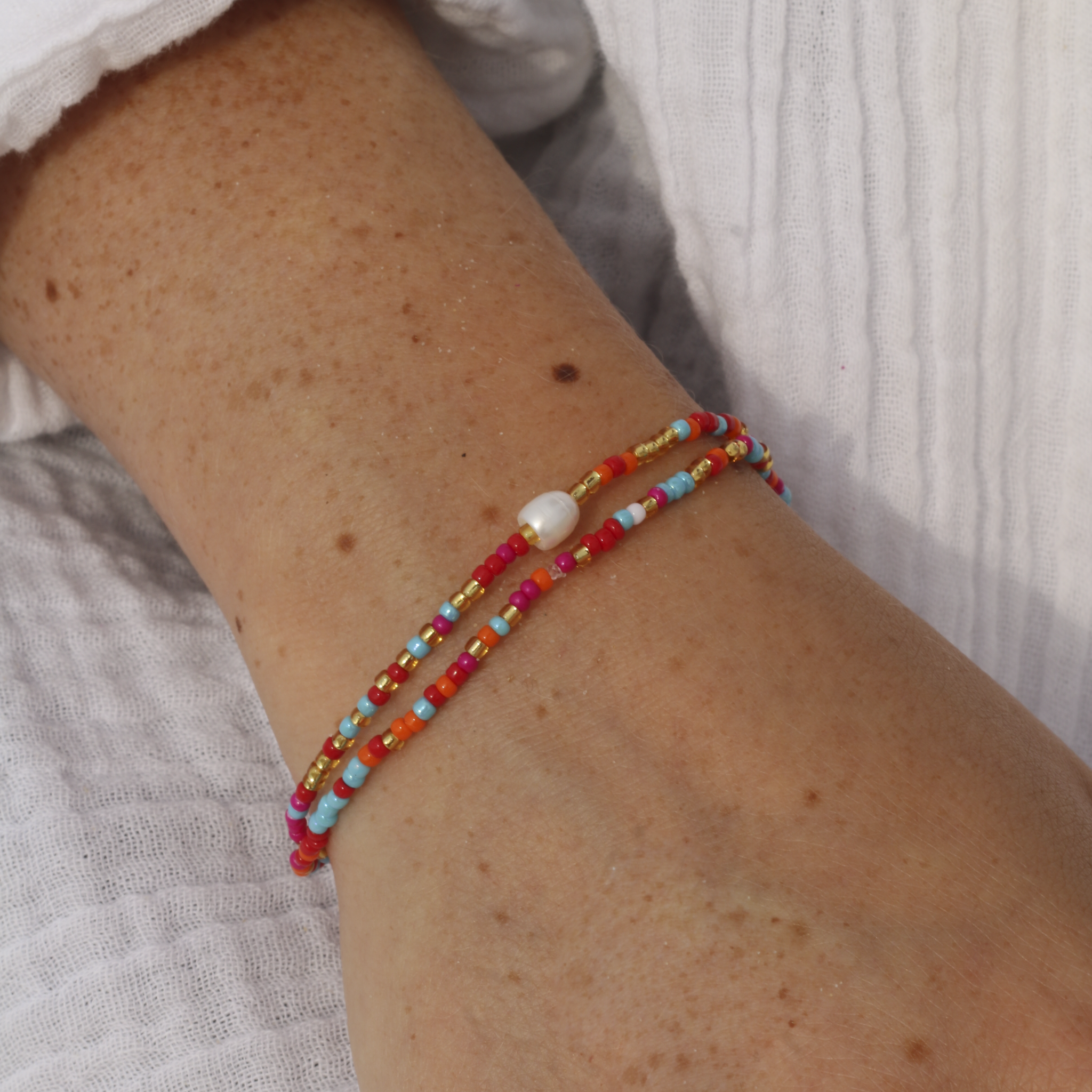 Collection de bracelets en perles colorées « Heure dorée »: Bright Pink