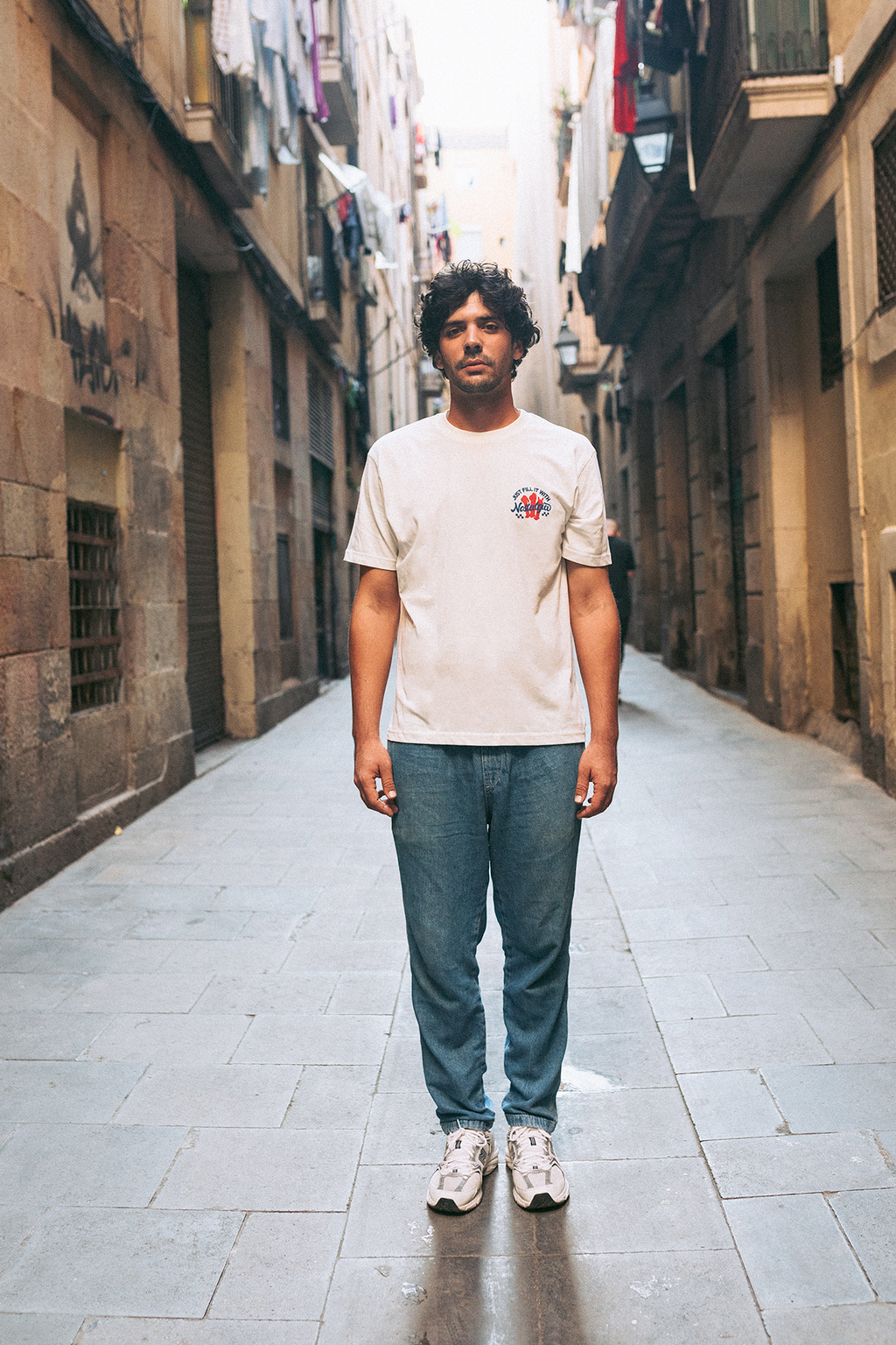 T-shirt unisexe blanc cassé « Fill it with Nostalgia » | M / Oversize