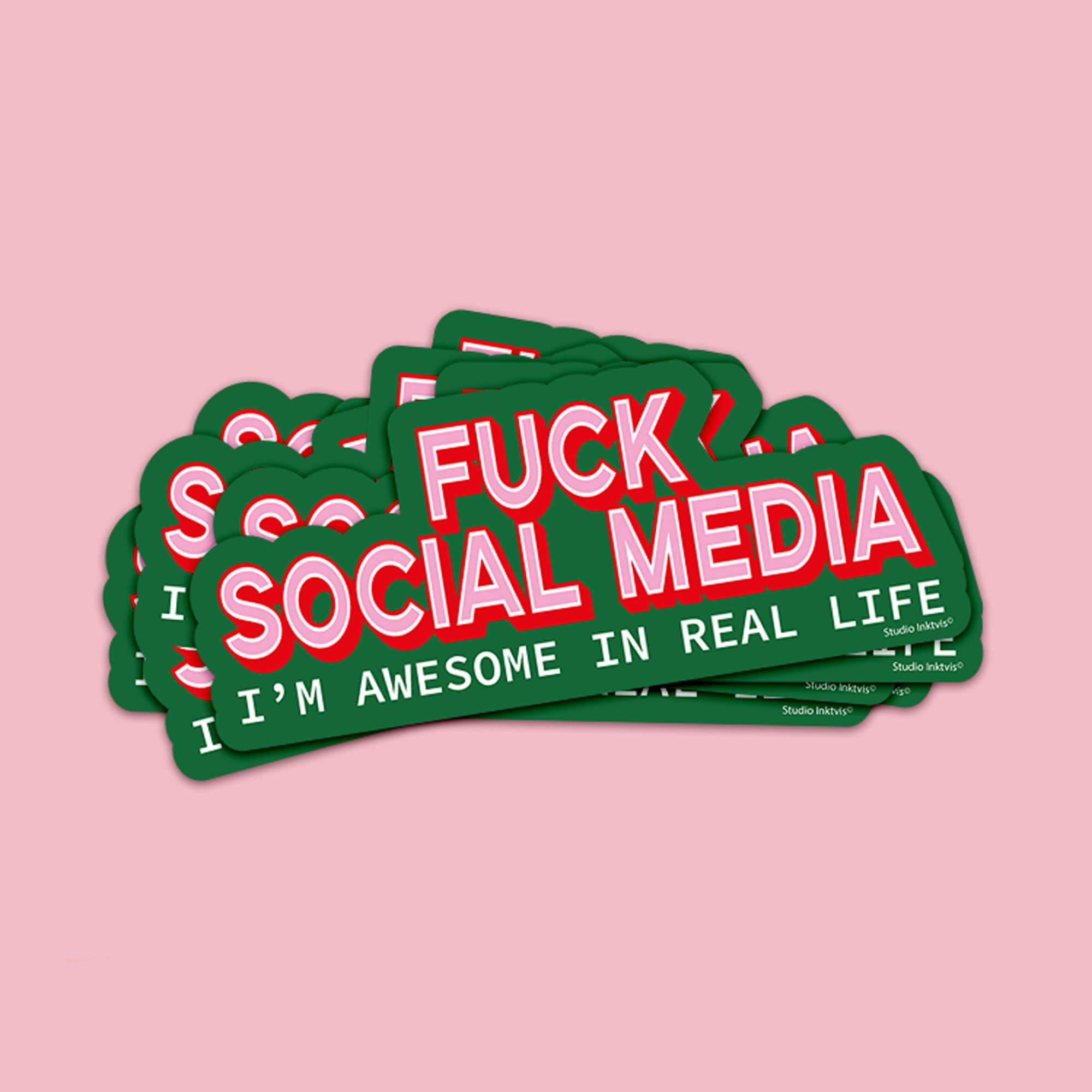 Autocollant Fuck les réseaux sociaux Je suis génial dans la vraie vie