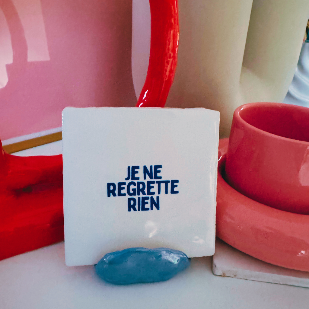 Carreau signature « Je ne regrette rien »