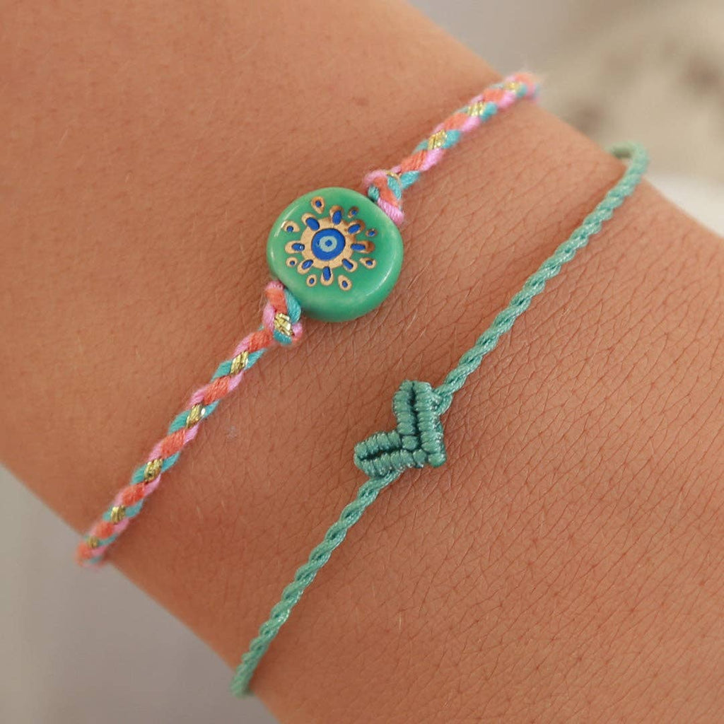 Bracelet vert mer Love Ibiza avec petit cœur