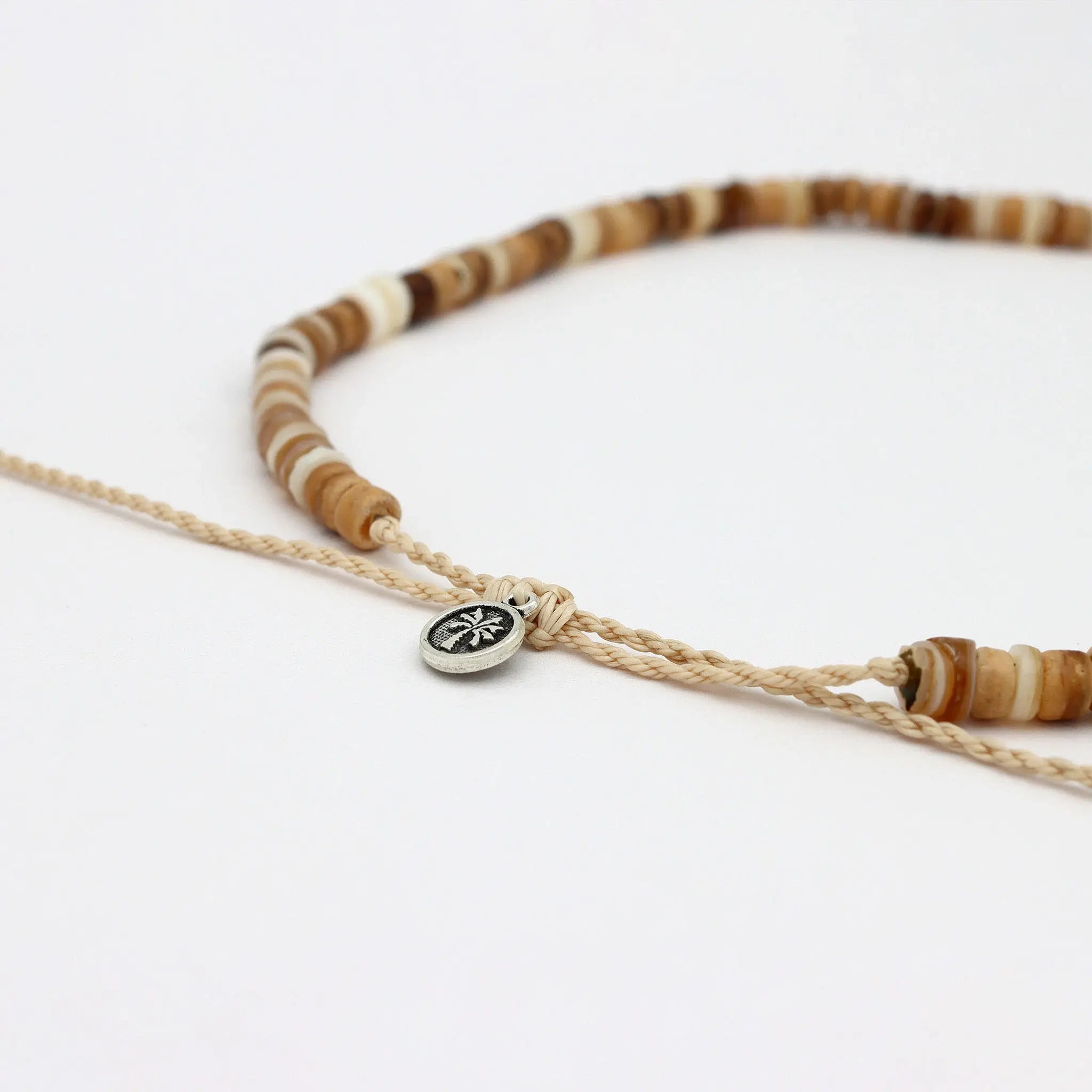 Collier en perles de bois Nusa Lembongan, ras-de-cou de surf pour hommes: Bois et naturel