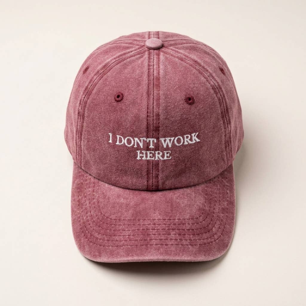 Casquette brodée bordeaux « Je ne travaille pas ici, désolé »: Burgundy