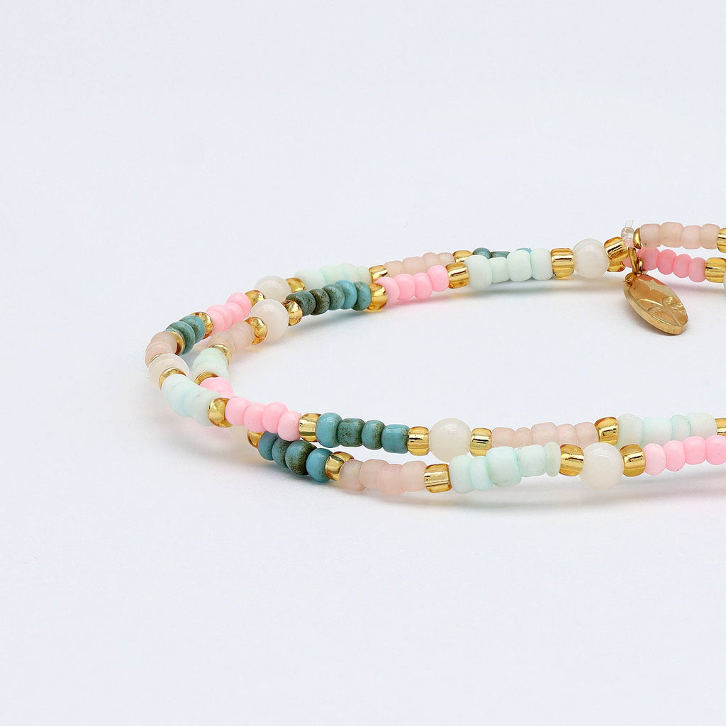Bracelet perlé pastel Kemboja, bracelet rose extensible