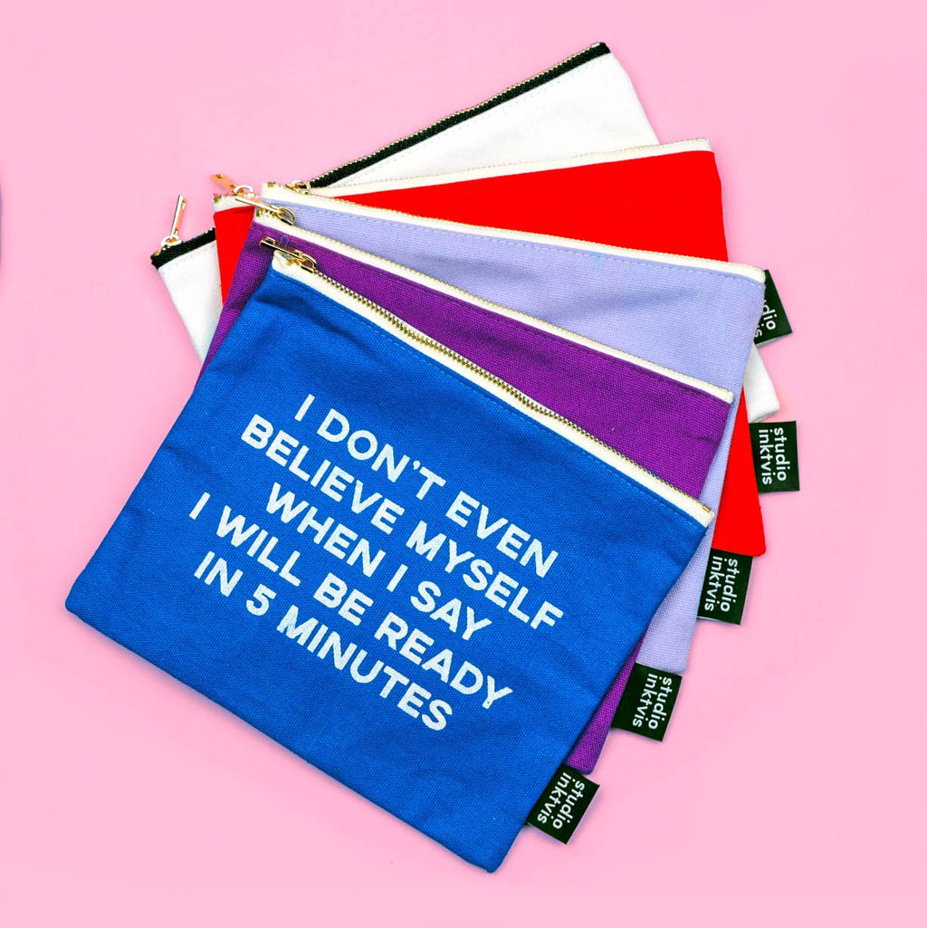 Trousse maquillage lilas « Just Pretending to Be Organized »