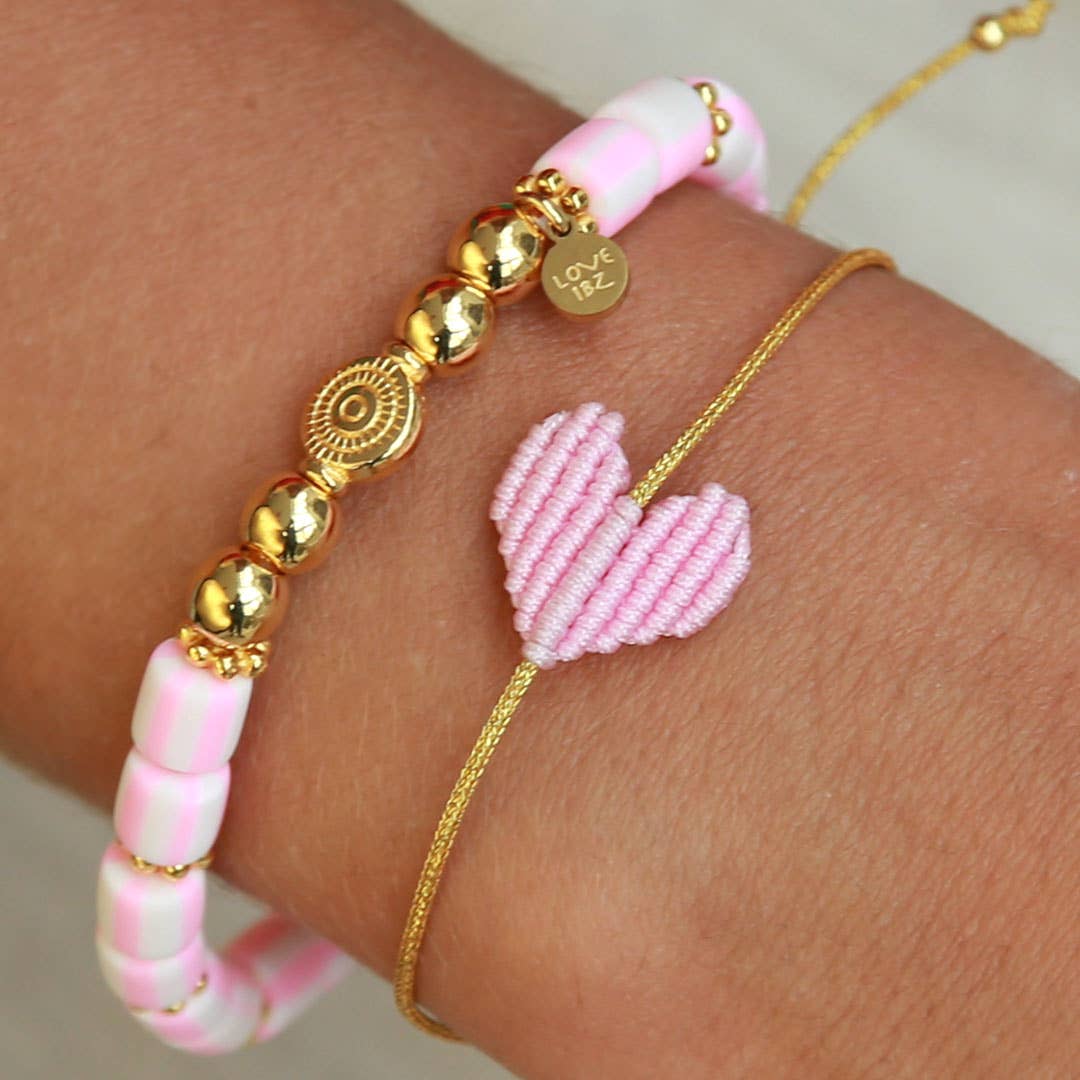 Bracelet fin avec cœur tressé rose pâle