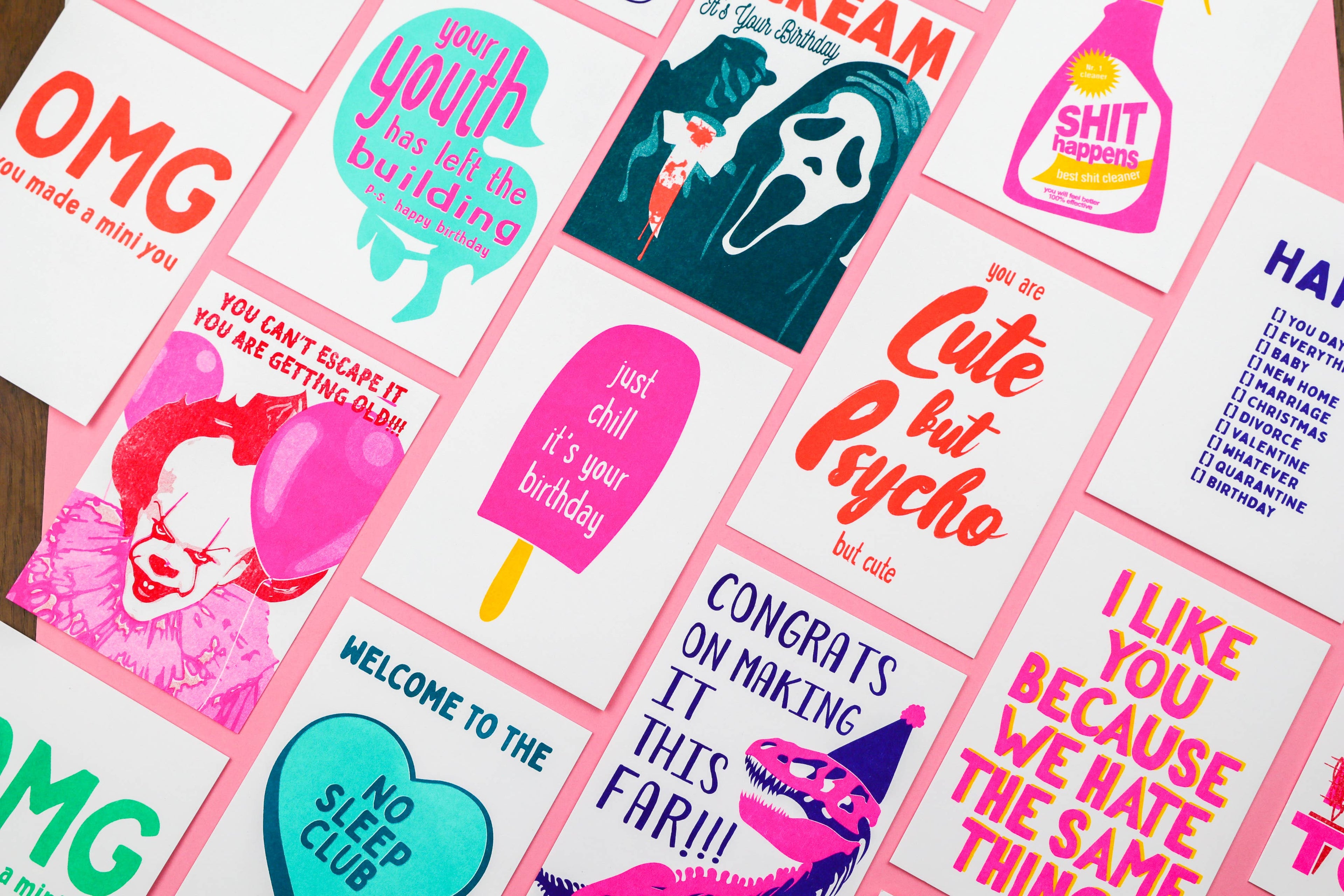 Carte postale risographie néon « Cute but Psycho but Cute »