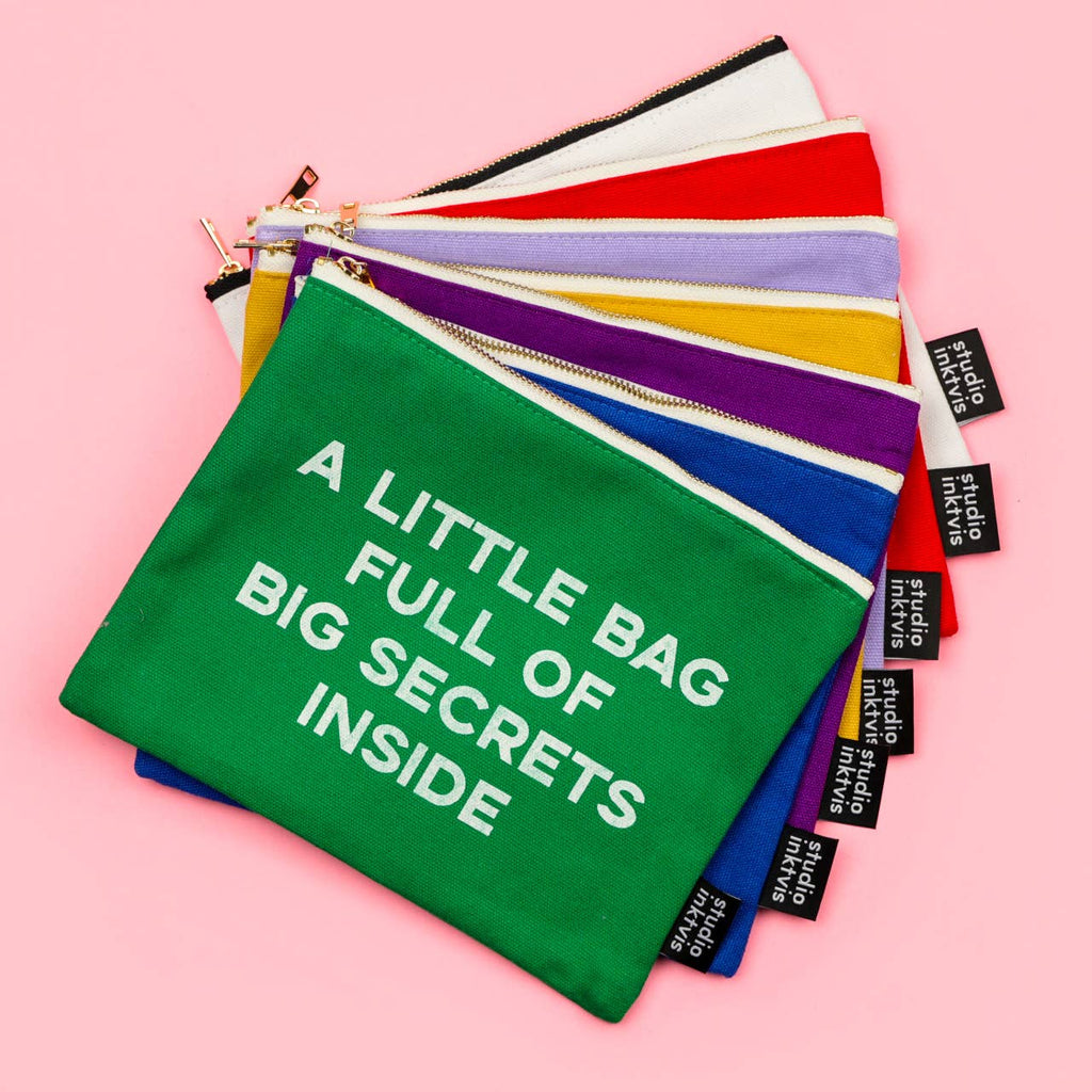 Trousse maquillage violette « All The Stuff I Try Not To Lose »