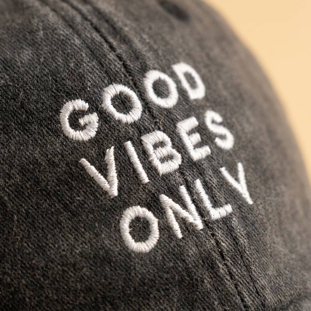 Casquette bleue brodée « Good Vibes Only » — cadeau: Beige
