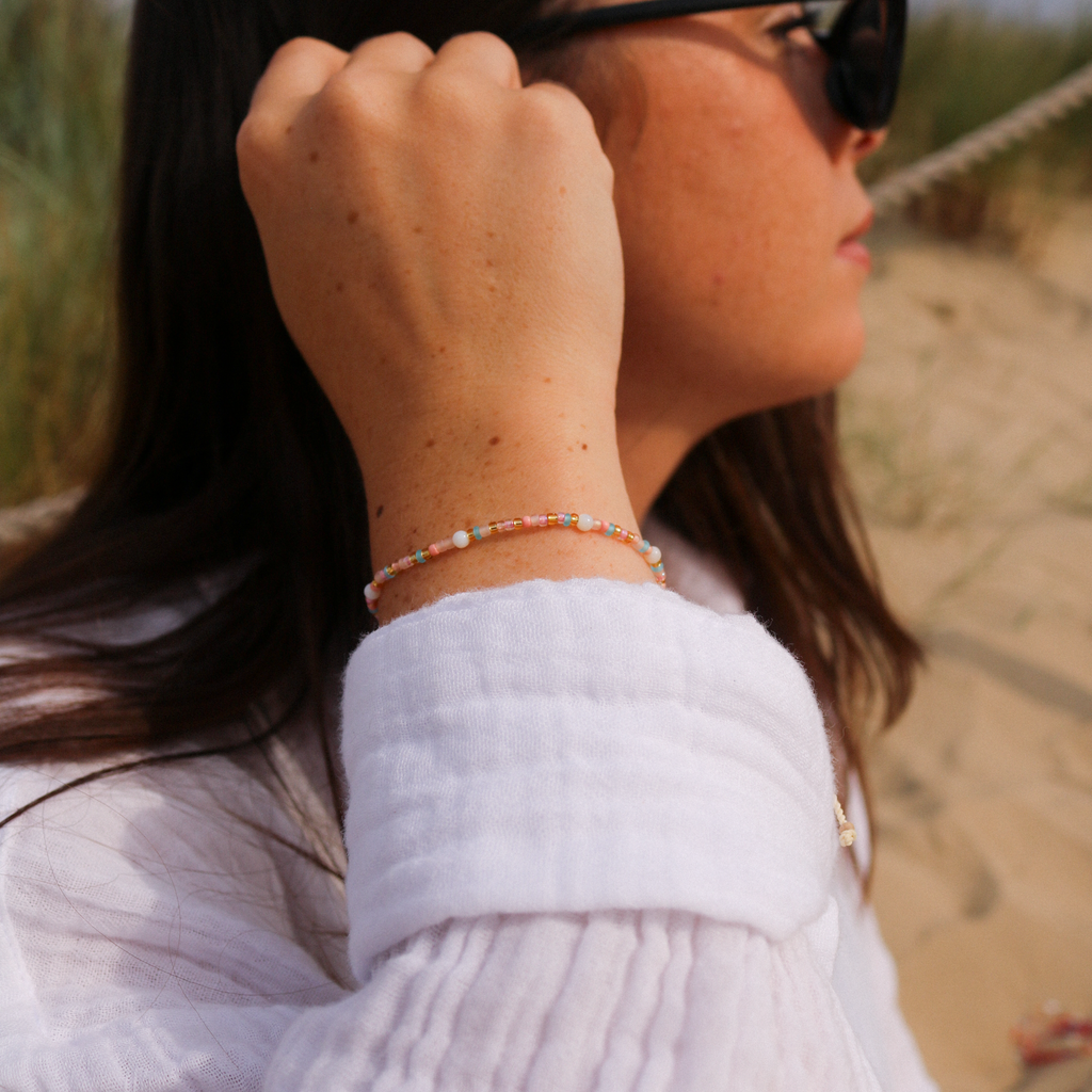 Collection de bracelets en perles colorées « Heure dorée »: Bright Pink