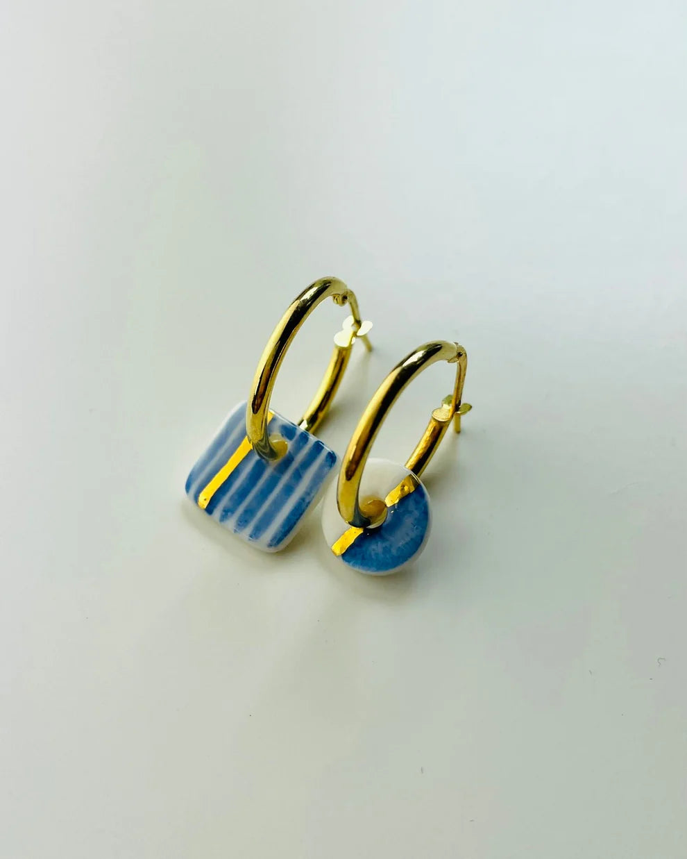 Boucles d'oreilles créoles - Pendentif circulaire en porcelaine et argent 925